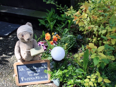 Willkommen in der Puppenklinik Zehlendorf Willkommen in der Puppenklinik Zehlendorf